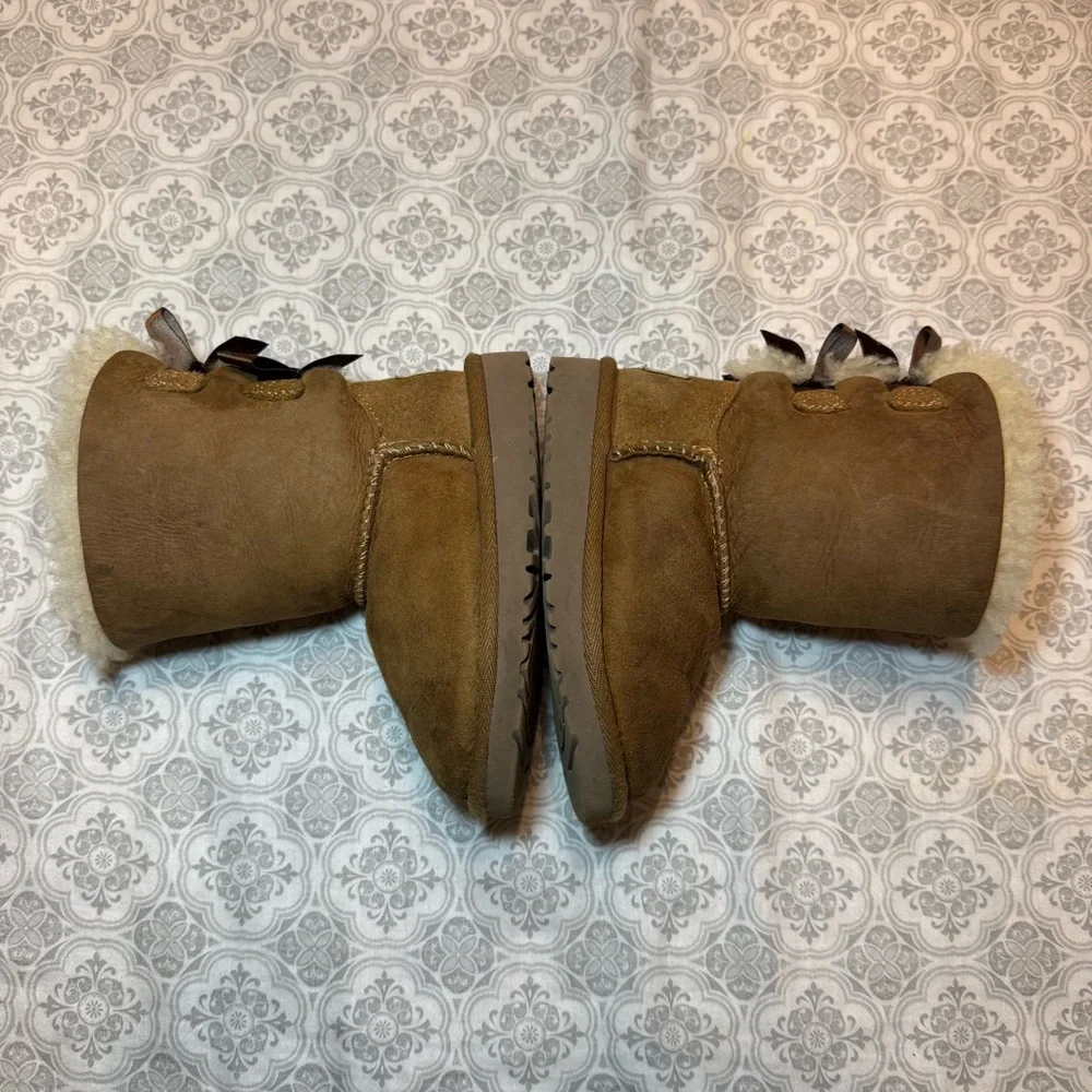 UGG bailey bow